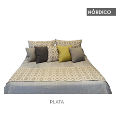 . Pie de cama Nórdico . - brums