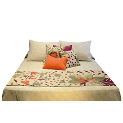 . Pie de cama + 2 fundas de almohadón Roelia .