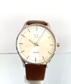 RELOJ XL MARRON
