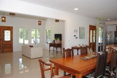 CASA EN VENTA LOTE DE 660 MTS. BARRIO SANTA ISABEL ING. MASCHWITZ - tienda online
