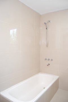 CASA EN VENTA LOTE DE 660 MTS. BARRIO SANTA ISABEL ING. MASCHWITZ - Gastalo Aca
