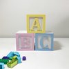 3 Cubos de Madeira ABC - Candy na internet