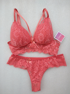 Conjunto renda ref. 105