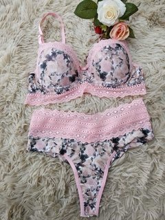 Conjunto Delicado