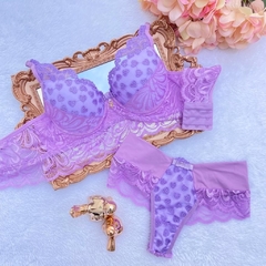 Conjunto Lilás com renda