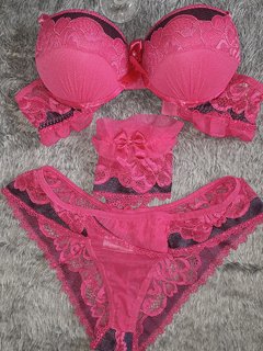 Conjunto com Persex na internet