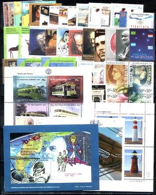 AÑO COMPLETO DE 1997 (35 SELLOS + 4 BLOQUES)