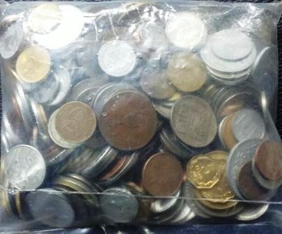 MONEDAS EXTRANJERAS LOTE DE 300 DIFERENTES