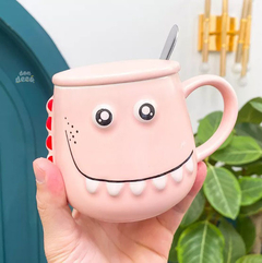 TAZAS DINO CON TAPA Y CUCHARA en internet
