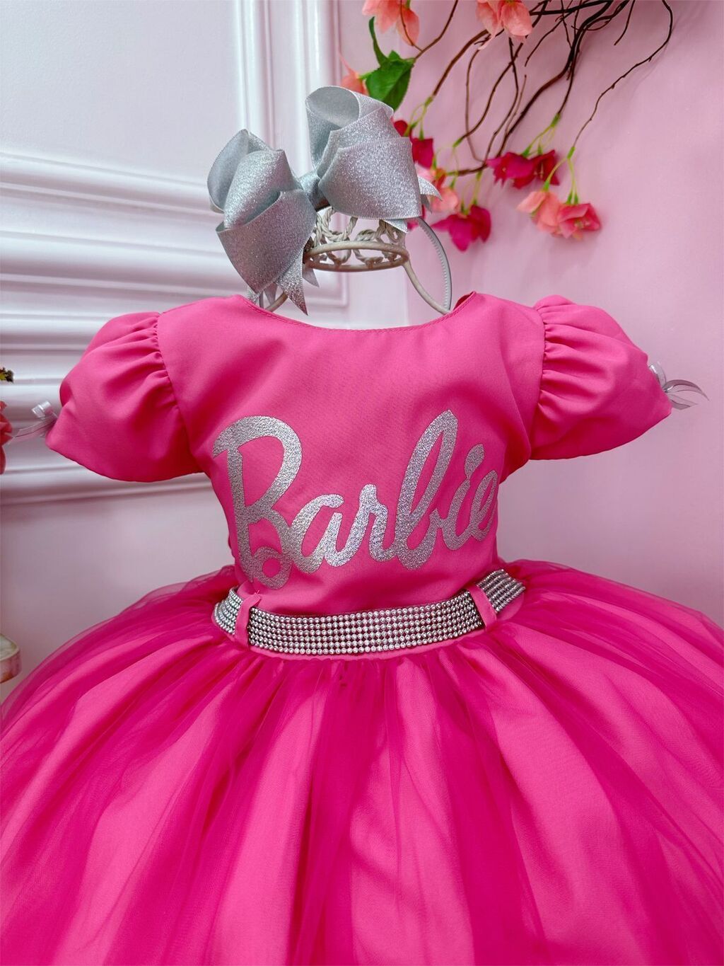 Vestido Infantil Barbie Princesa Rosa Chiclete com Cinto