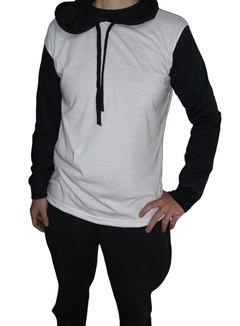 Remera Manga Larga Combinada Con Capucha - comprar online