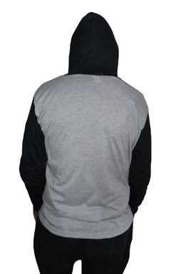 Remera Manga Larga Combinada Con Capucha - tienda online