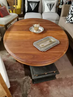 Mesa baja ovalada en internet