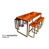 Mesa con 6 banquetas