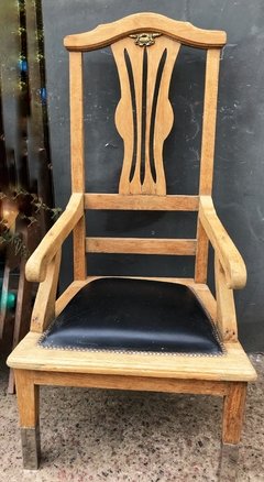 Sillón tipo trono español en internet