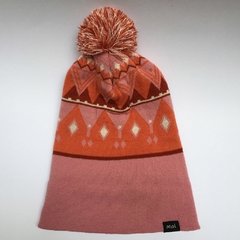 Beanie Alondra con dibujo