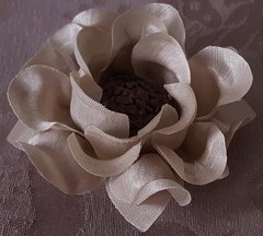 flower-wrappers-for-wedding-sweets