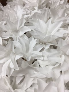Fabric Flower Wrappers for Wedding Sweets Lily (30 pieces)