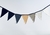 BANDERIN DE TELA NEGRO, GRIS, DORADO Y BLANCO - comprar online