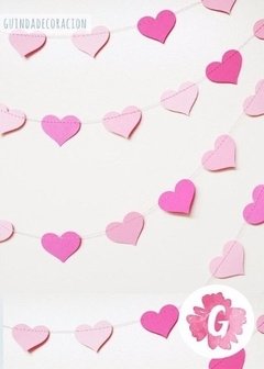 Guirnalda de corazones cosida