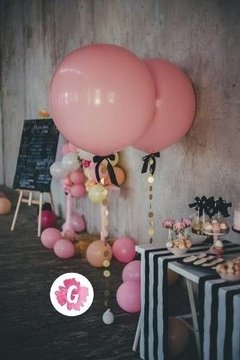 Imagen de Globos Gigantes Con Cola De Flecos
