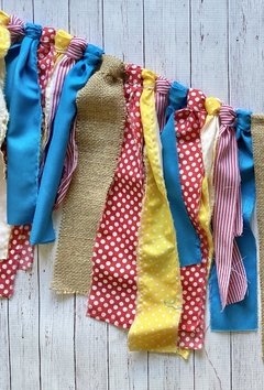 Guirnalda de flecos de tela con arpillera - tienda online