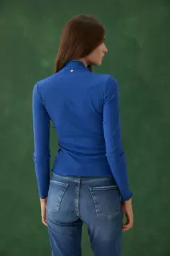POLERA ARES - ESTANCIAS - comprar online