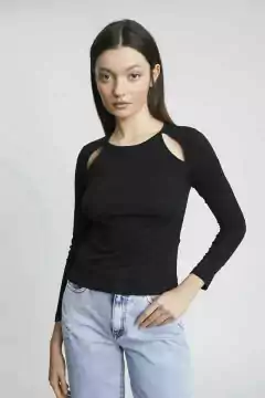 REMERA SIMON - ZHOUE
