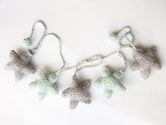 Deco tejida - Guirnalda estrellas tejida al crochet amigurumi - comprar online