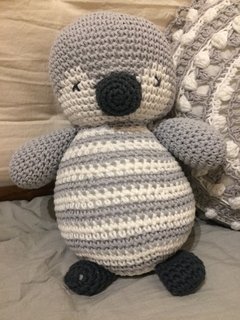 Muñeco tejido de apego - Pingüino en internet