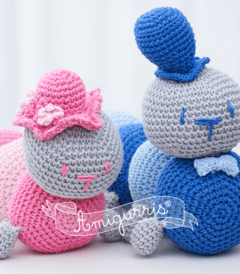 Muñeco tejido de apego - Oruga amigurumi