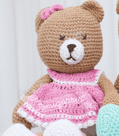 Muñeco tejido de apego - Osa con vestido - comprar online