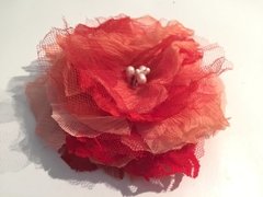 Flor de gasa de seda natural coral - Novias Romina Albizu