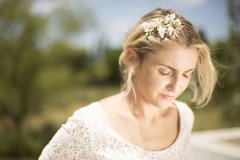Vincha perla y dorado Estilo fv111 - Novias Romina Albizu