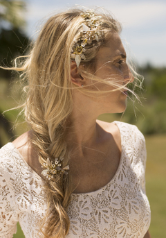 Tocado floral de jengibre Estilo 7552