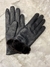 Gloves/ Guantes - Silvia y Mario