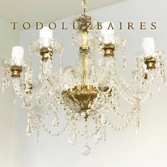 Araña de vidrio de 8 luces línea PETIT con detalles en dorado. - comprar online