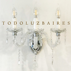 Aplique de pared de 3 luces con base de bronce cromada y brazo de vidrio