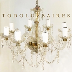 Araña de vidrio de 8 luces línea PETIT con detalles en dorado. - TodoLuzBaires