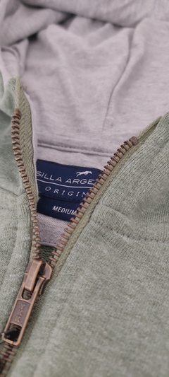 CAMPERA ALGODON CON CAPUCHA COLOR VERDE MELANGE - comprar online