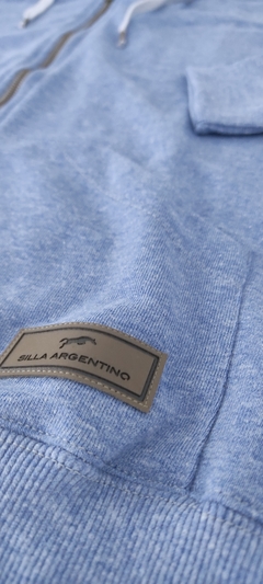 CAMPERA ALGODÓN CON CAPUCHA COLOR AERO MELANGE en internet