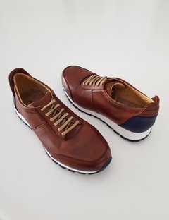 ZAPATILLA CUERO COMBINADA MARRON/AZUL FONDO GOMA en internet