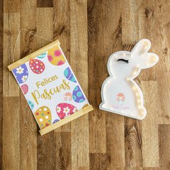 Kit Pascuas: 1 Conejo en Madera y luces led a pilas+ Marco Magnético + Lámina A4 Pascuas - comprar online
