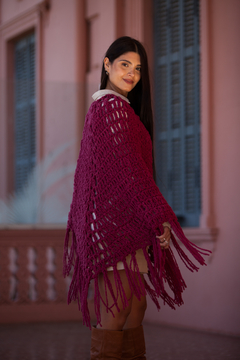 AMARU Poncho Frambuesa