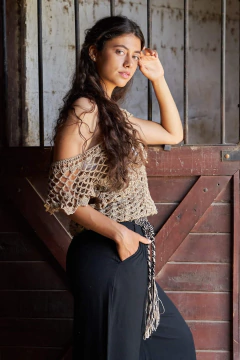 Top “PAISANITA” beige oscuro. - comprar online