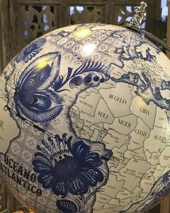 GLOBO TERRÁQUEO DISEÑO COBALTO. en internet