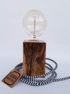 Velador Vertical Taco Madera de Guayubira con Cable Textil Vintage - Con Lámpara - comprar online