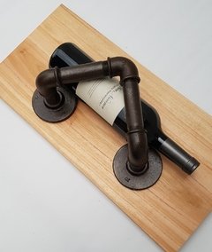 Portavino Pared Caño Plommer 1/2" Laca - Tienda Industrial en internet