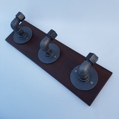 Perchero De Pared x 3 Madera Hierro Plommer 3/4" - Tienda Industrial - Tienda Industrial