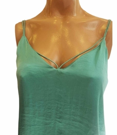 Musculosa seda amplia